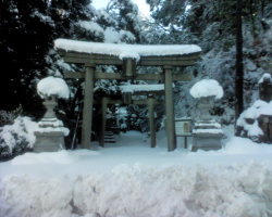 Temple sous la neige