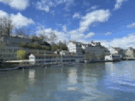 View of the Limmat in Zürich, compressed with Cinepak codec