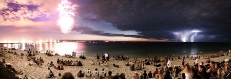 Fireworks, comet and thunder.