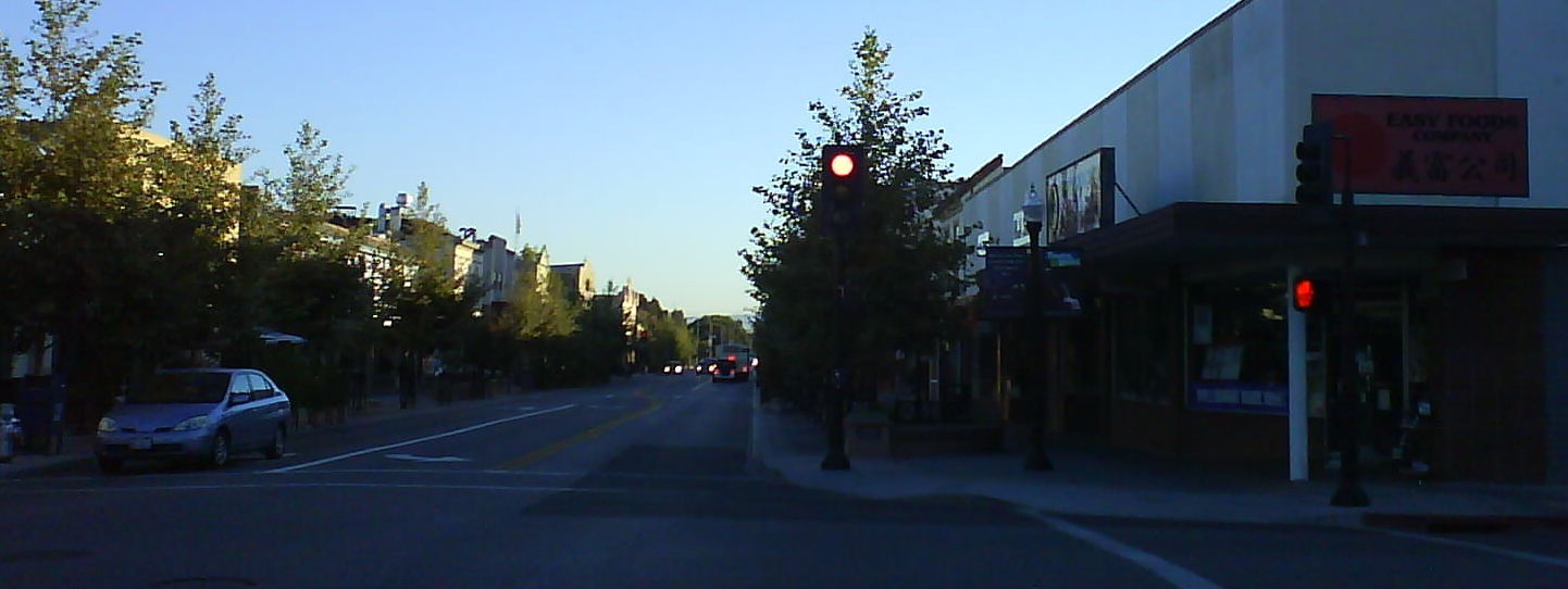 Castro Street, Mountain View, tôt le matin…