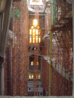 Sagrade Família – View of the Nef under construction in 2002