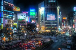 Vue de nuit de Shibuya, à Tōkyō