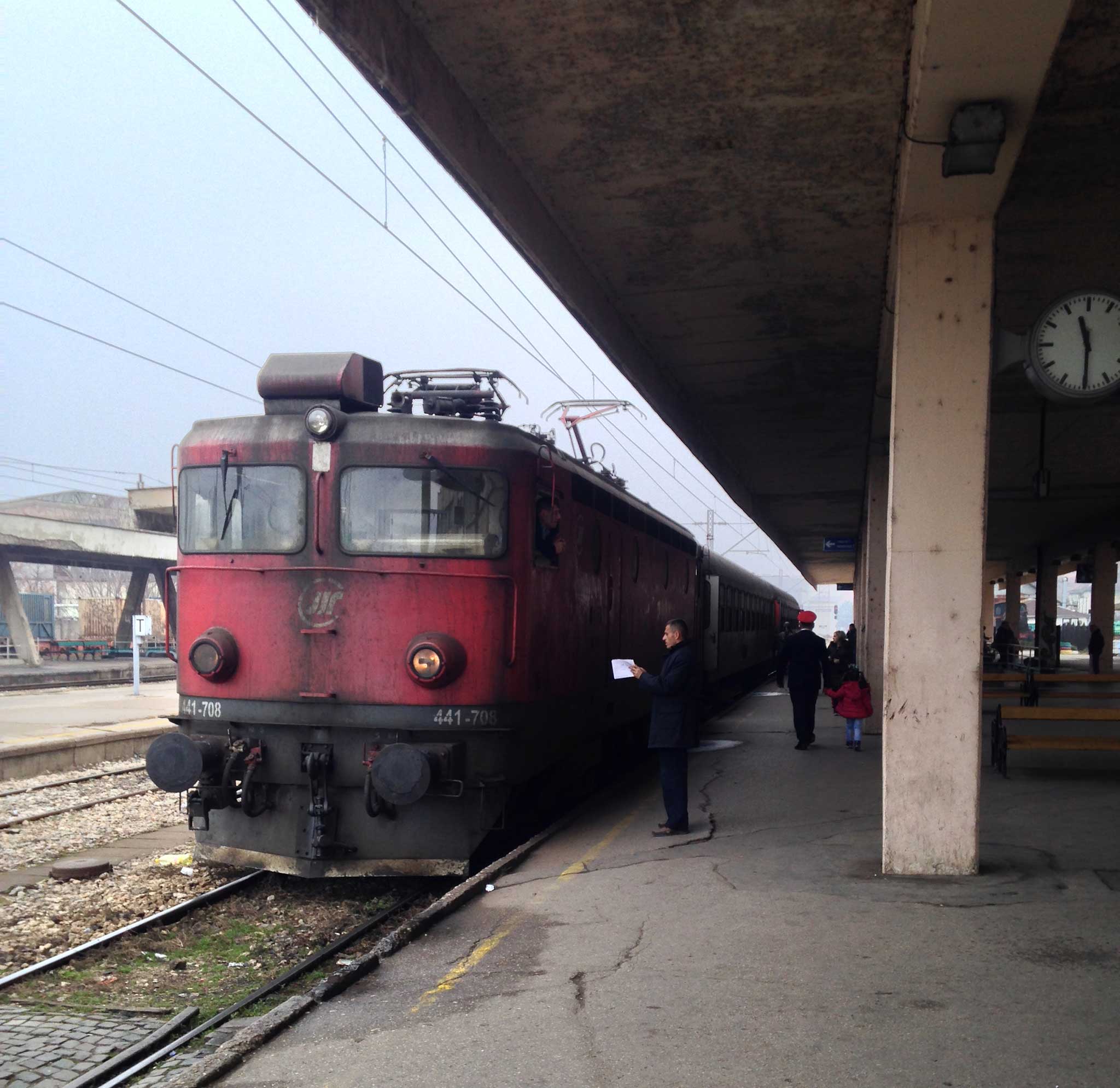 Locomotive ŽS 441 en gare de Niš